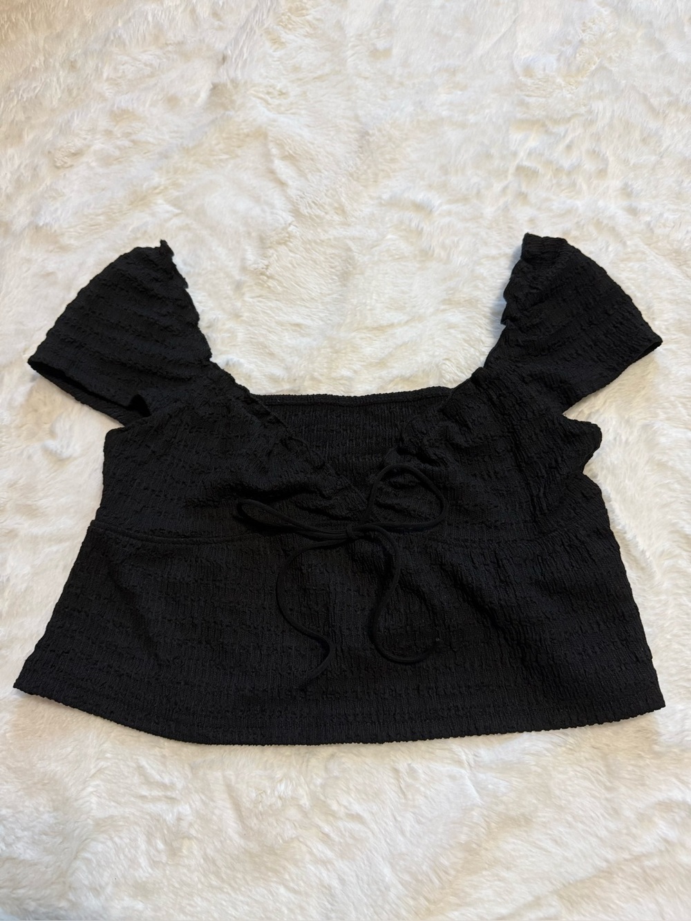 Black Crinkled Tie-Front Crop Top - Size Small